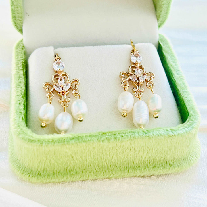 Classical Freshwater Pearl Tassel Earrings