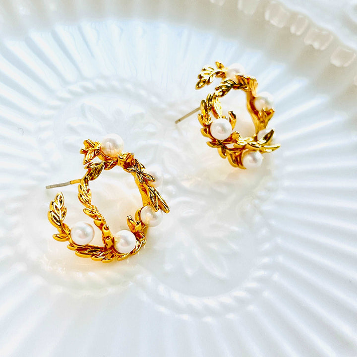 Laurel Wreath Pearl Earrings