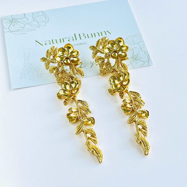 Matte Gold Flower Dangling Earrings