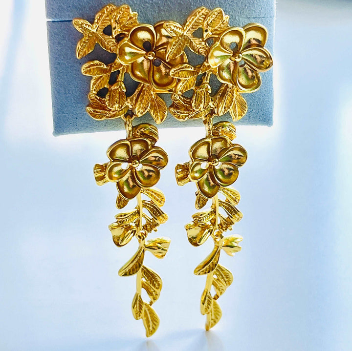 Matte Gold Flower Dangling Earrings