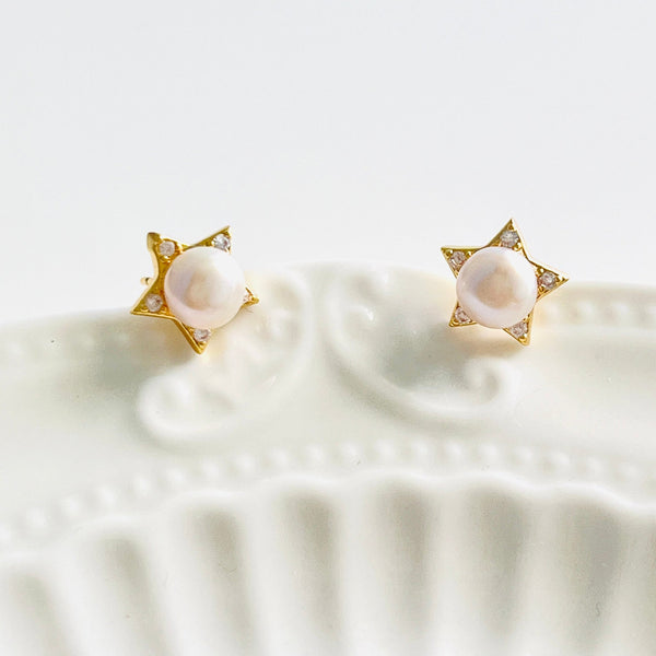 Pearl Star Stud Earrings