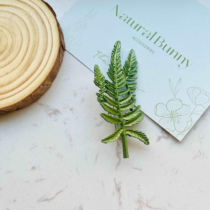 Elegant Fern Brooch Pin